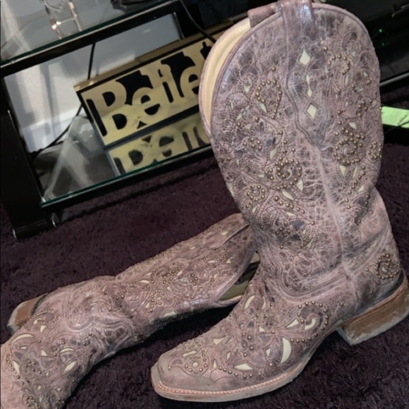 Boots. - Picture 1 of 1